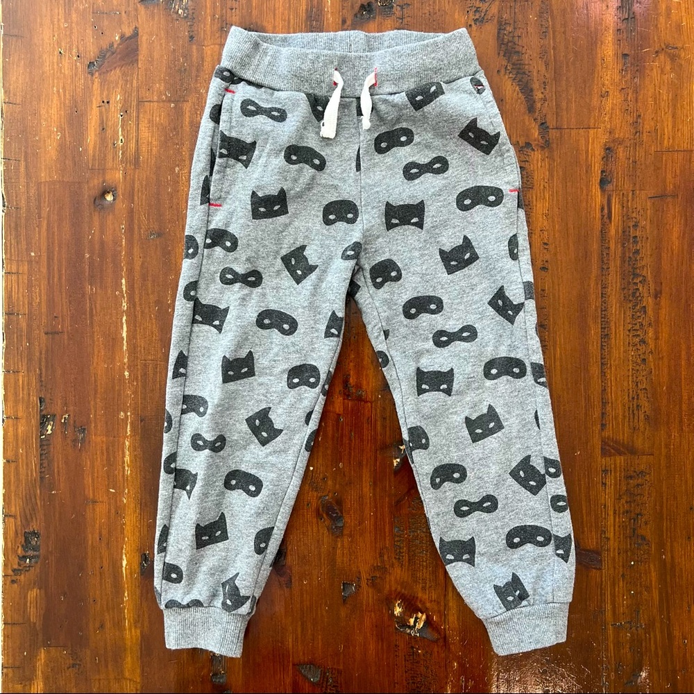 Mini Series Boys Batman Superhero Joggers Size 3T